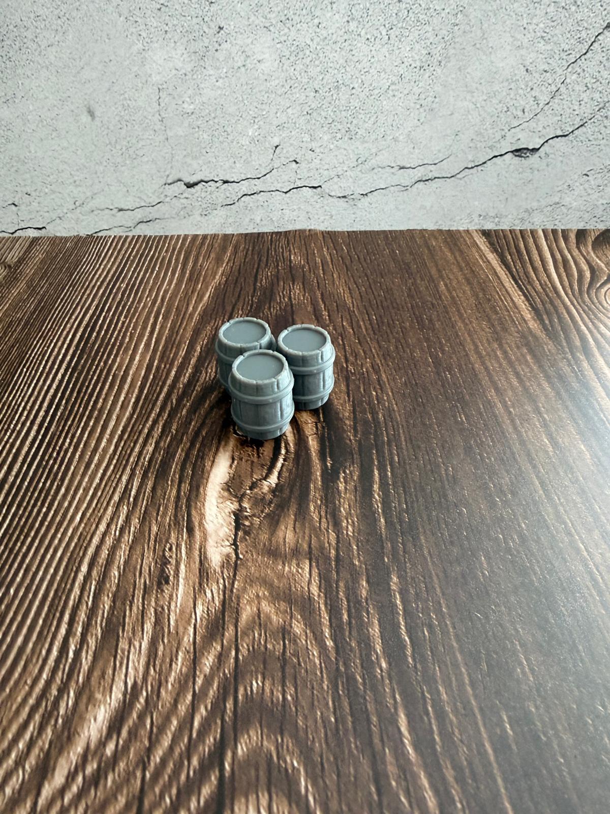 Miniatur-Holzfässer 3er Gruppe