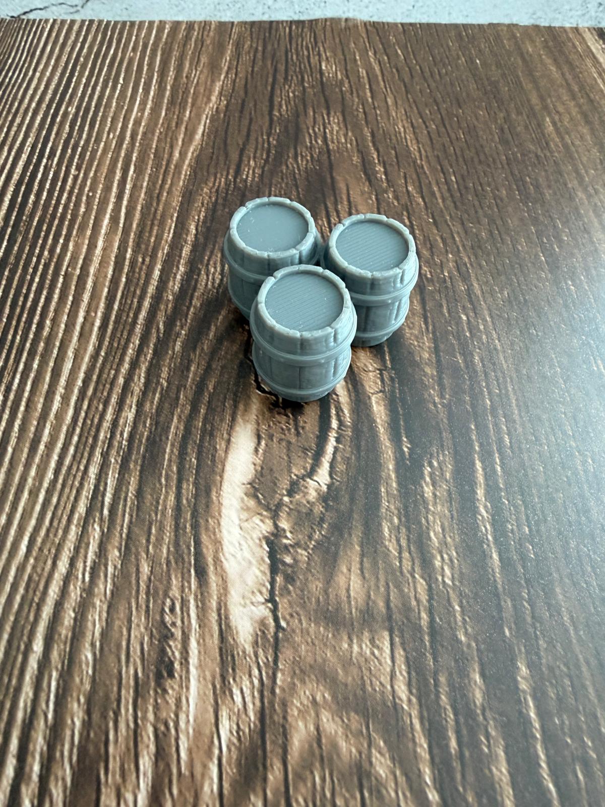 Miniatur-Holzfässer 3er Gruppe