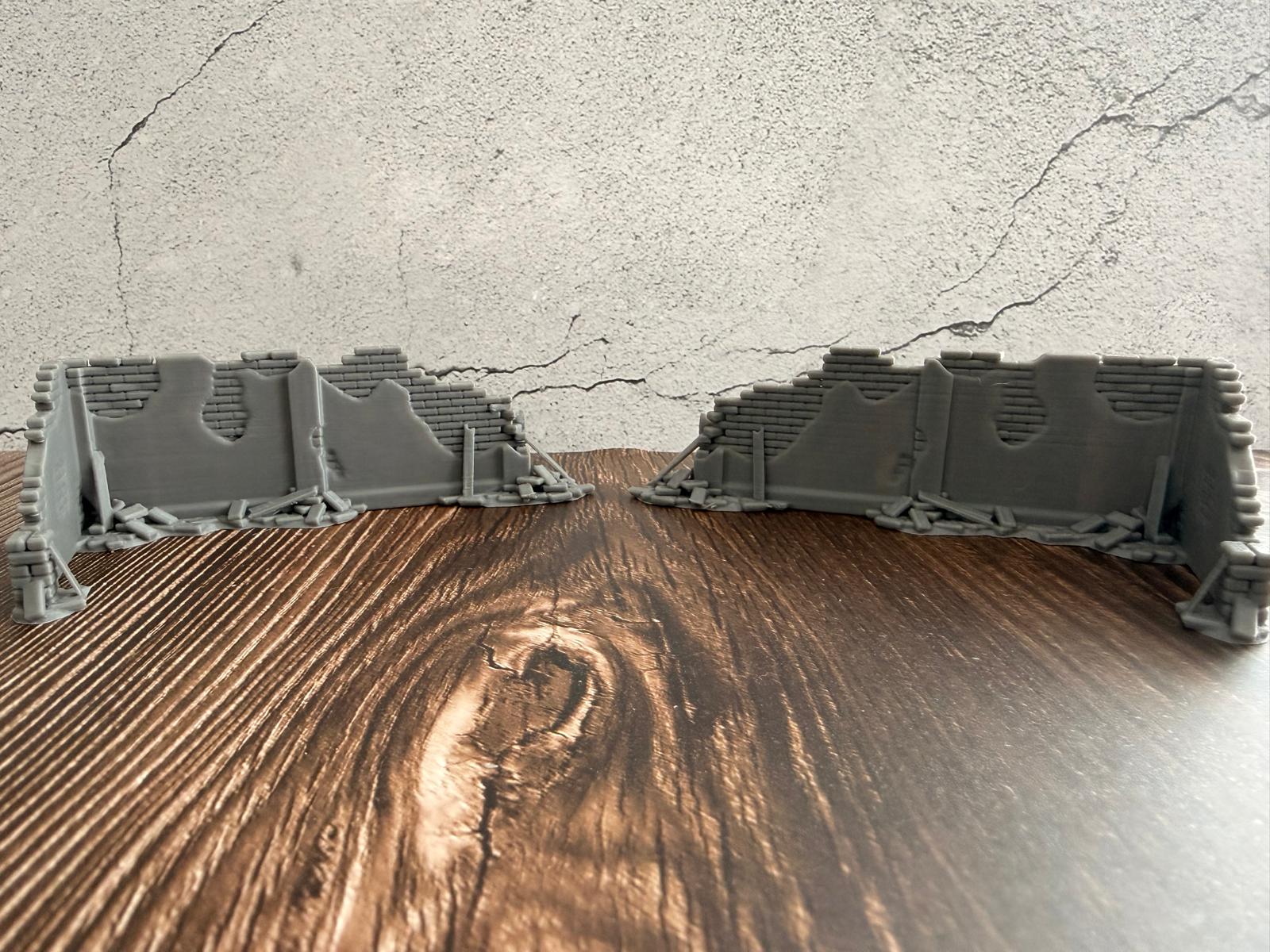 Zerstörte Stadtmauer Bundle Links und Rechts